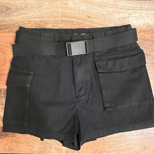Aritzia cargo shorts